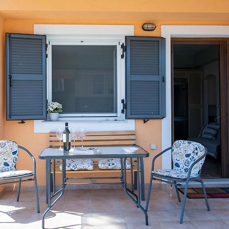 Вилла Nick'S House Aegina Экстерьер фото